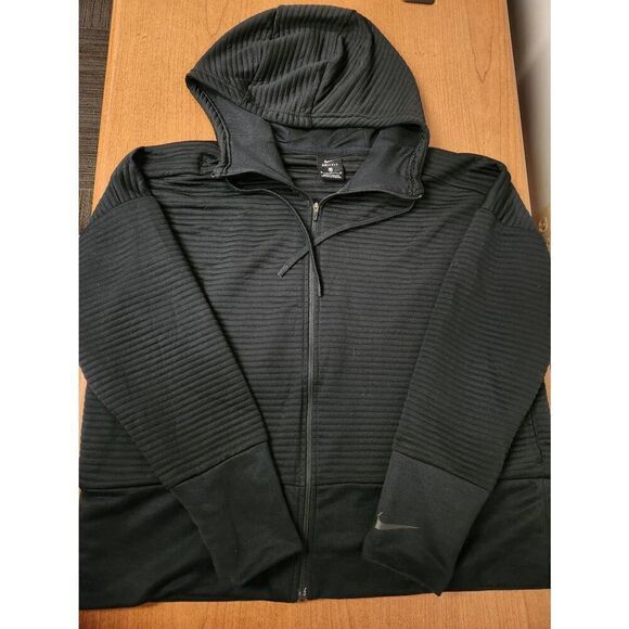 Nike Women’s Dri Fit Veneer Quilted Training Hoodie Black size Medium - Picture 1 of 9